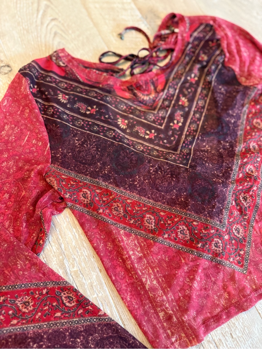 Free People Red Paisley Lace-Up Long Sleeve Crop Top M - Picture 2 of 9
